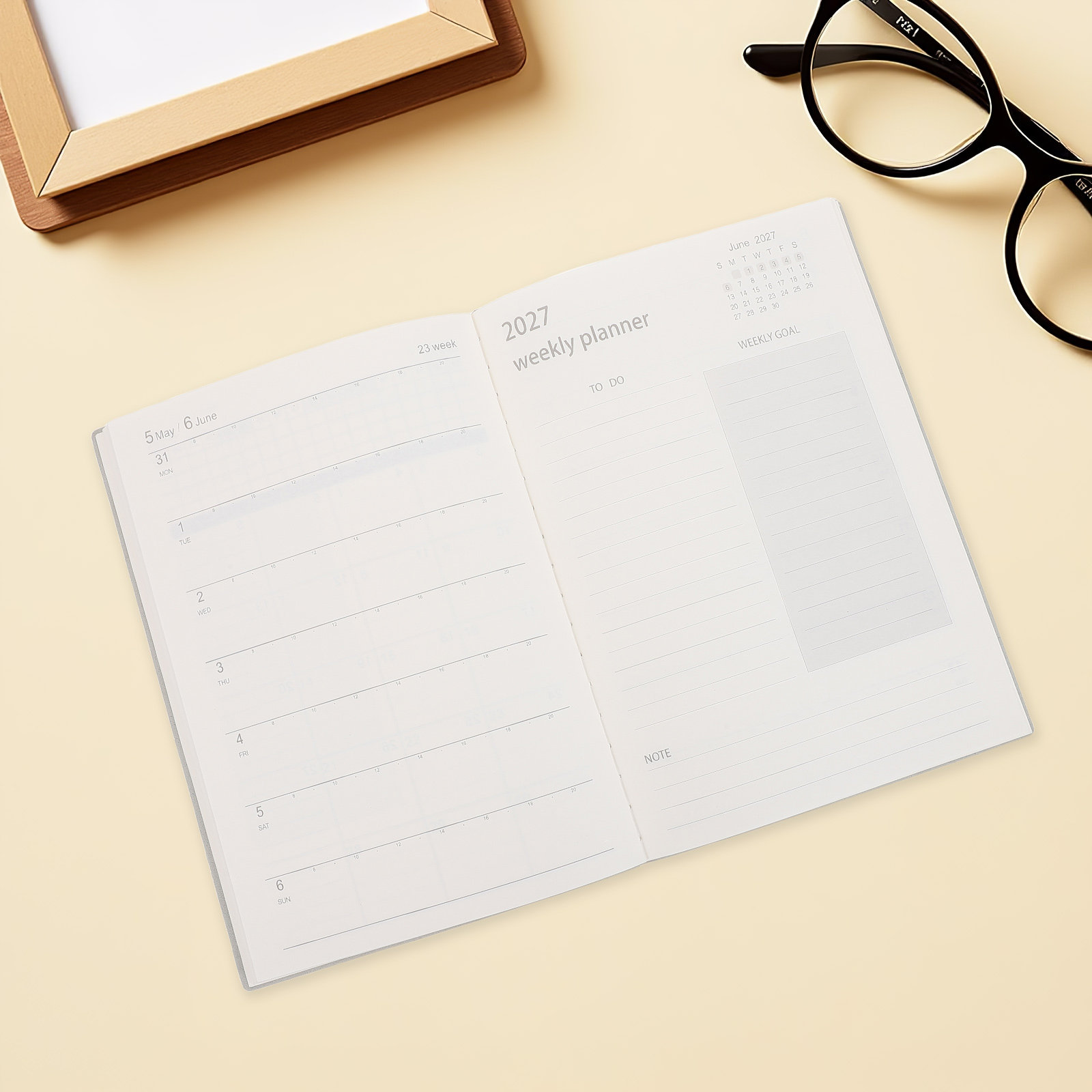 A5 Spiral Dotted Grid Notebook - สมุดแพลนเนอร์มืออาชีพ ปี 2027 ขนาด A5 เข้าเล่มแบบสไปรัล